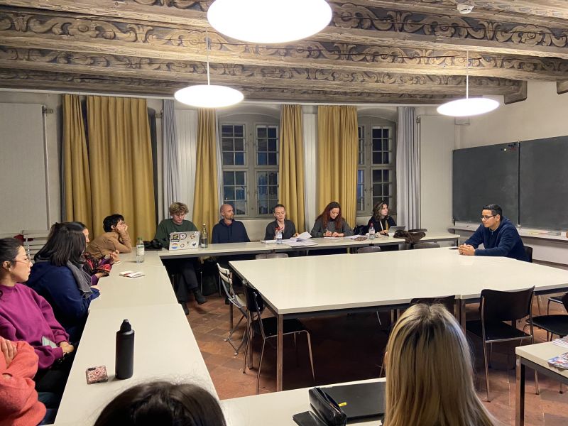 An der Universität Basel hat der Menschenrechtsverteidiger mit einem interessierten Publikum über die Arbeit des Menschenrechtszentrums Paso del Norte diskutiert